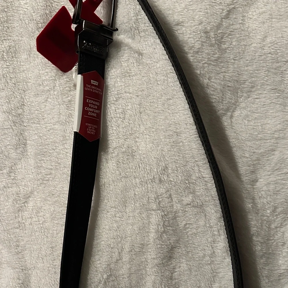 Levi's Black Belt with Red Clip
